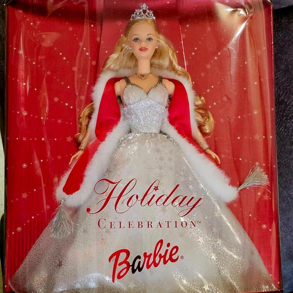 2001 Christmas Holiday Barbie Doll Blond & Blue eyes white gown